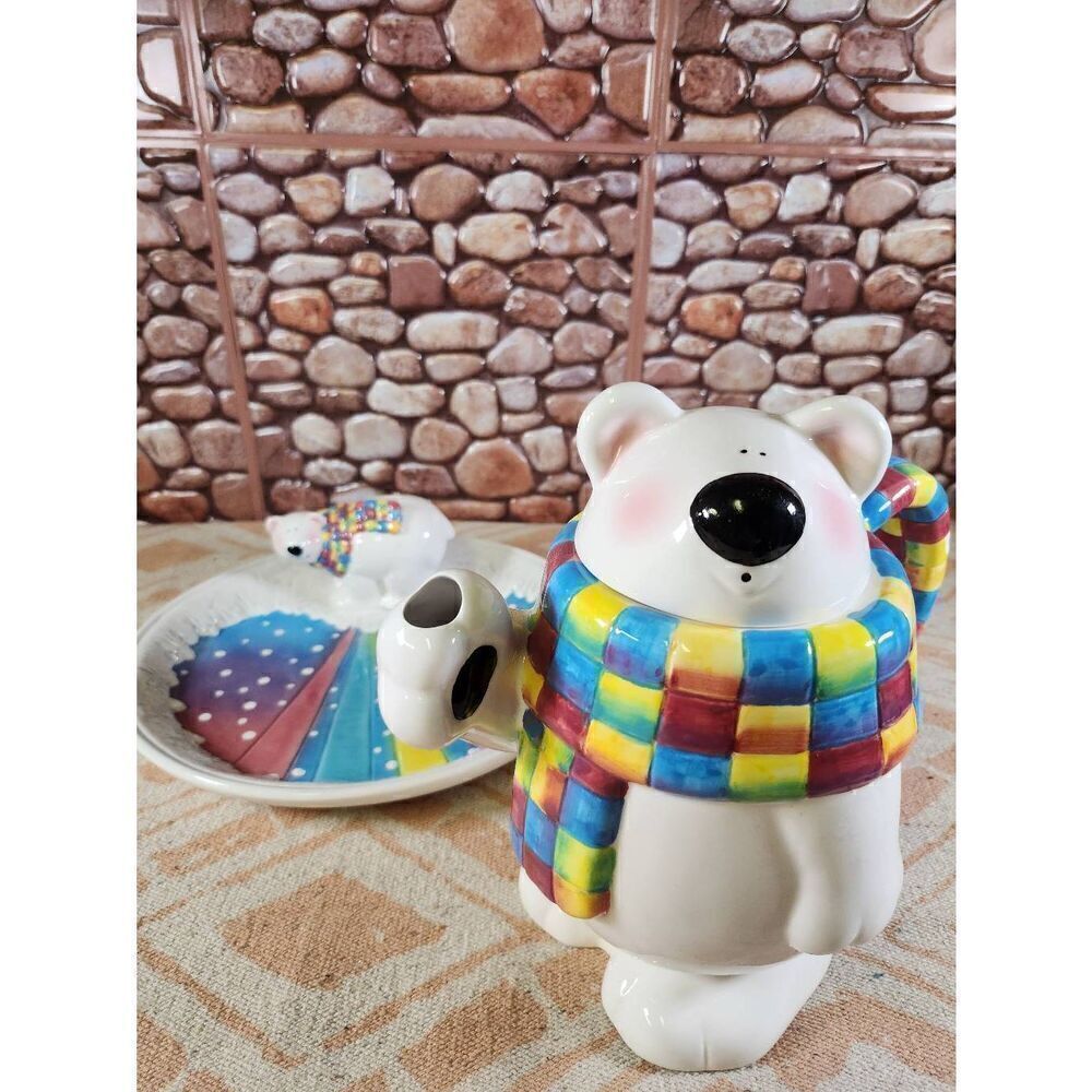 Polar Bear Teapot by Peter G Blank 1999 First Coast Designs Porcelain 48oz